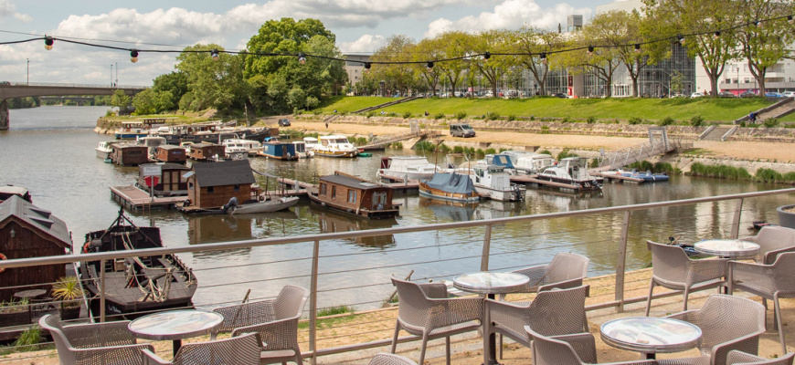 La Terrasse de la maison Bar à cocktail