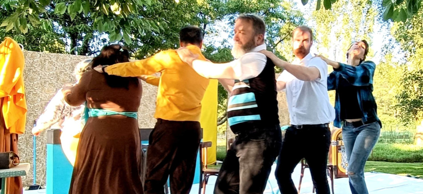Spectacles au jardin - Un air de famille Théâtre