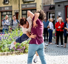 Spectacle d'Ici là - Cie Jusqu'à maintenant